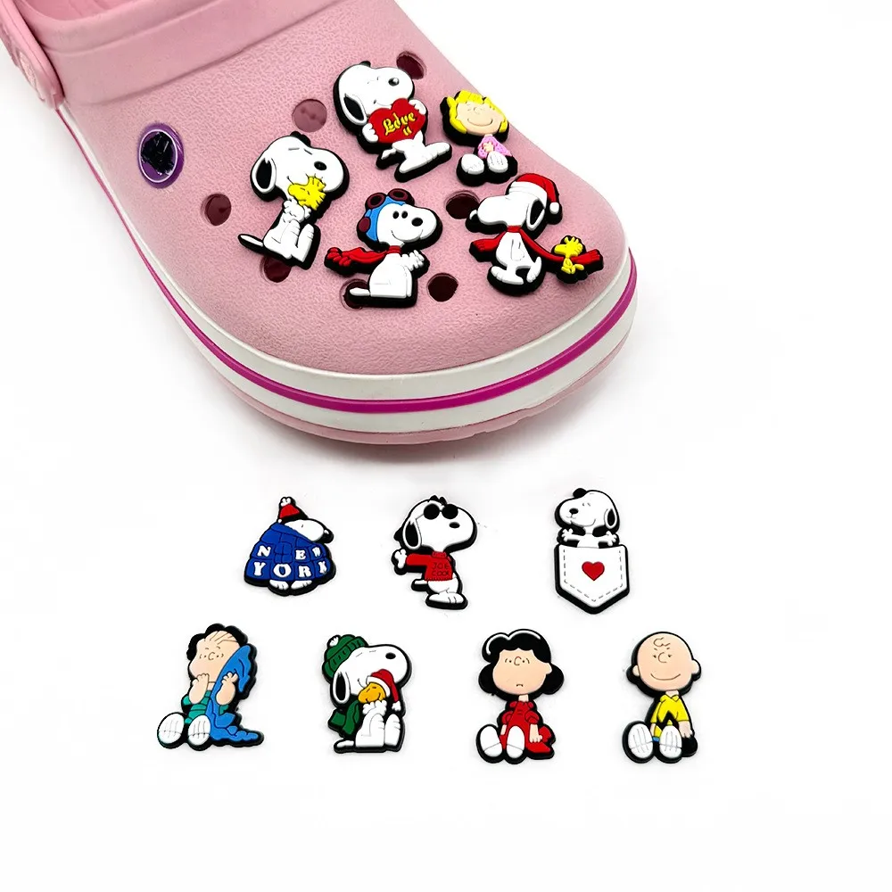 12Pcs Cartoon Cute Snoopy Clogs DIY With Flower Decorative Buckles Detachable Soft Rubber Anime Shoe Clips Children's Gifts