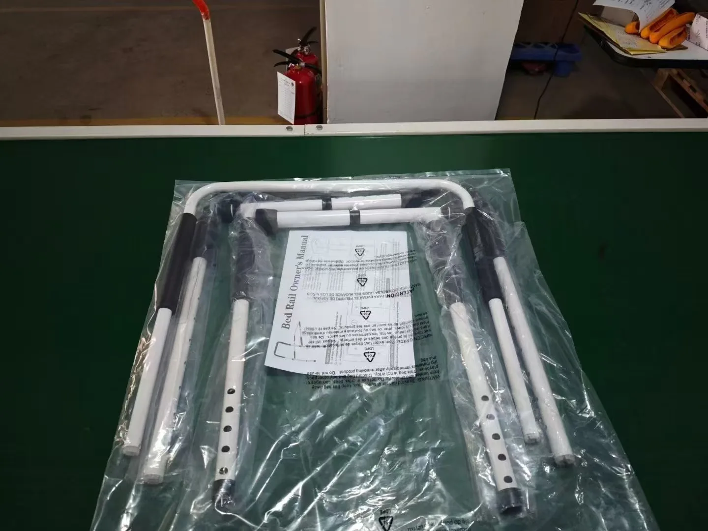 قضبان السرير لكبار السن البالغين، ارتفاع أمان قابل للتعديل، سكة مساعدة للسرير لكبار السن، قضيب إمساك بجانب السرير مع جيب تخزين #3