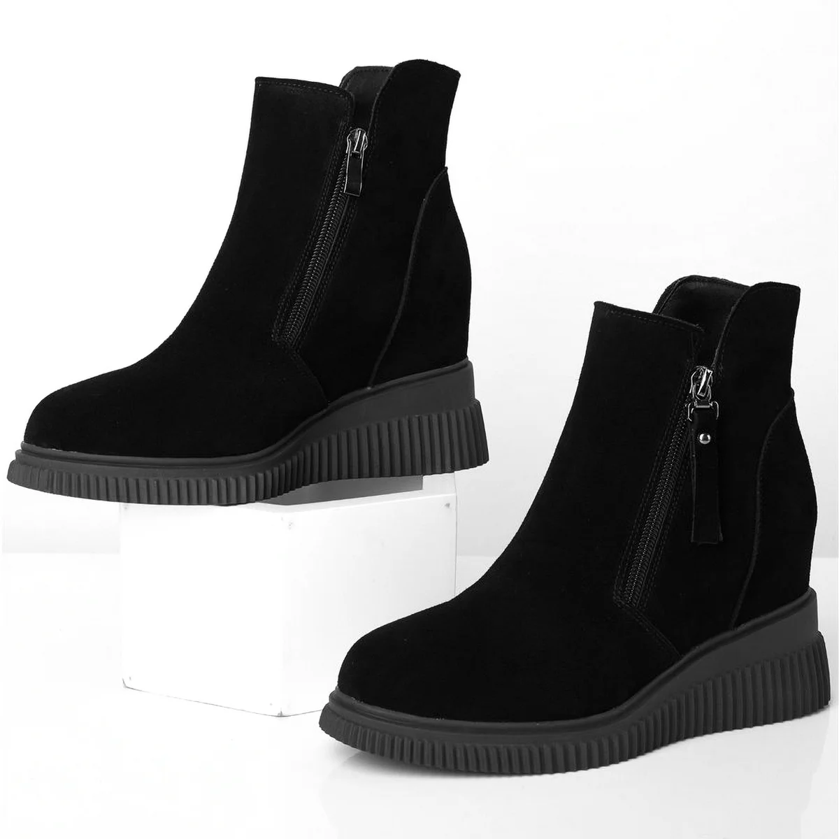 

2026 Winter Warm Fashion Sneakers Women Genuine Leather Wedges High Heel Snow Boots Height Increasing Platform Pumps Casual Shoe