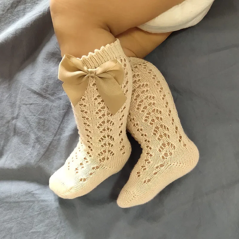 Calcetines para Bebés Niñas, Estilo Español con Lazo, Malla de Algodón Transpirable, Calcetines para Recién Nacidos de 0 a 5 Años