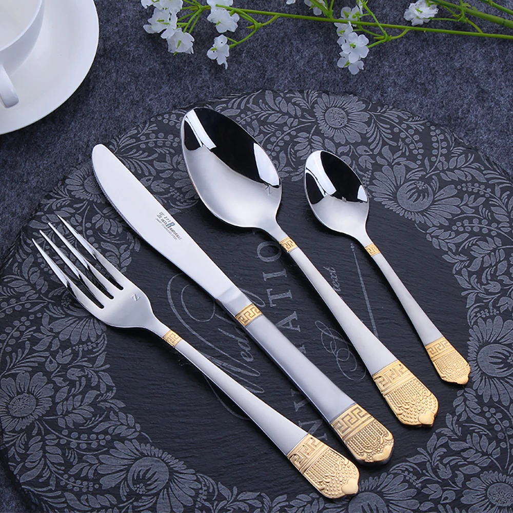 Set di posate da 18 pezzi Set - Gold Plated Cutlery recensione e prezzo