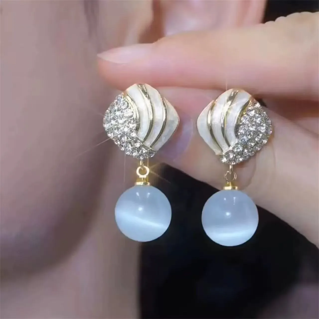 925 Silver Needle Korean Fashion Cat's Eye Stone Drop Earrings For Women Jewelry 2026 Trending New Women's Crystal Earrings