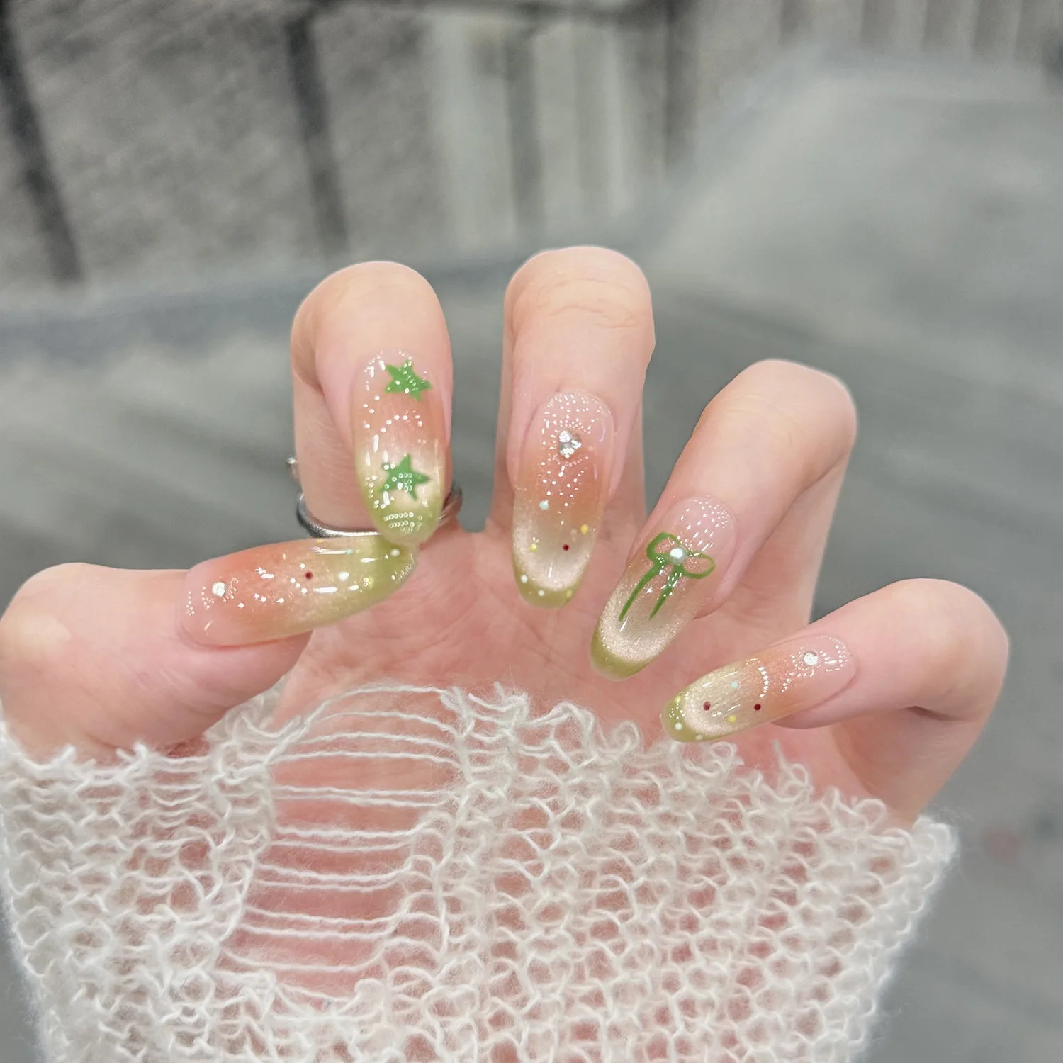 

10Pcs Oval Press on Nails with Green Blush stars Bow Design Acrylic False Nails Cute Full Cover Sweet Girl Wearable Nail Tips
