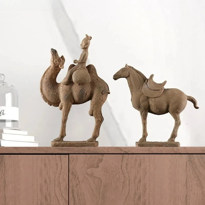 

Desk Decoration Simulated Unearthed Pottery Horse Sculptures Vintage Home Decor Retro Terracotta Warriors Statue Resin Ornaments