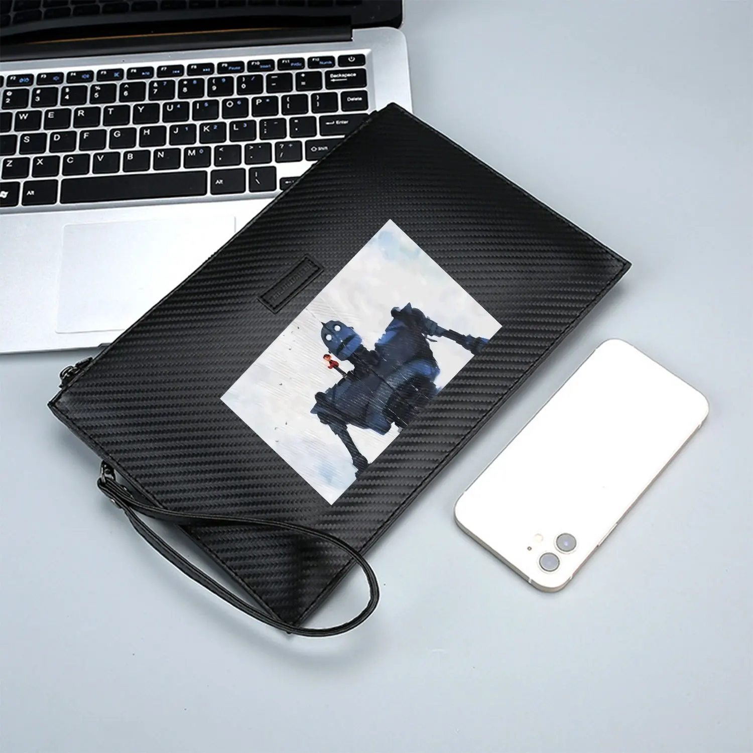 روبوت عملاق مع صداقة الصبي، حقيبة يد رجالية أنيقة مطبوعة من البولي يوريثان، عصرية وعملية للحمل اليومي