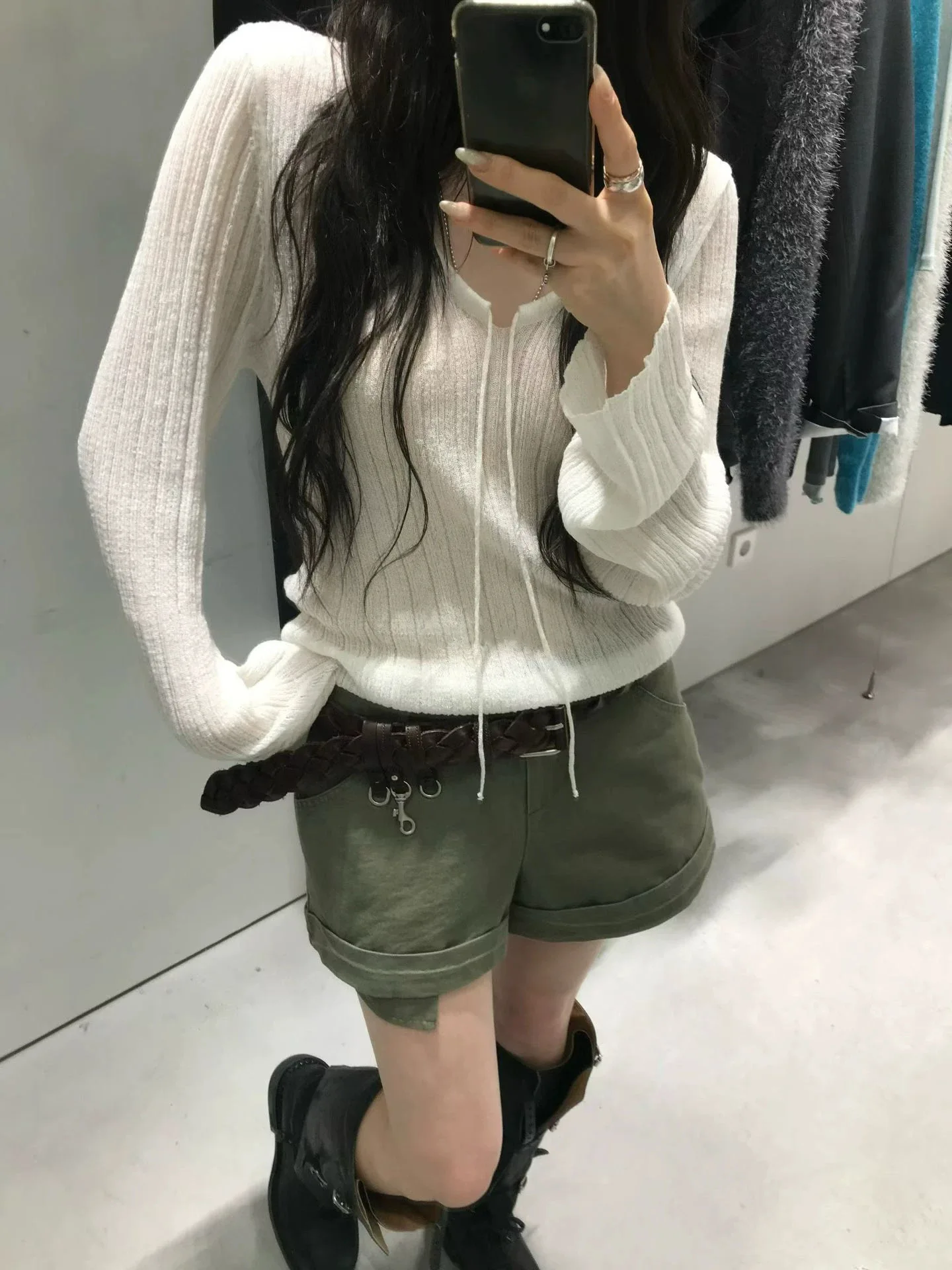 Delicate V-Neck Knitted T-Shirt Soft Texture See-Through Sensation Dongda Gate Nuse New Spring Summer Collection Women's Top