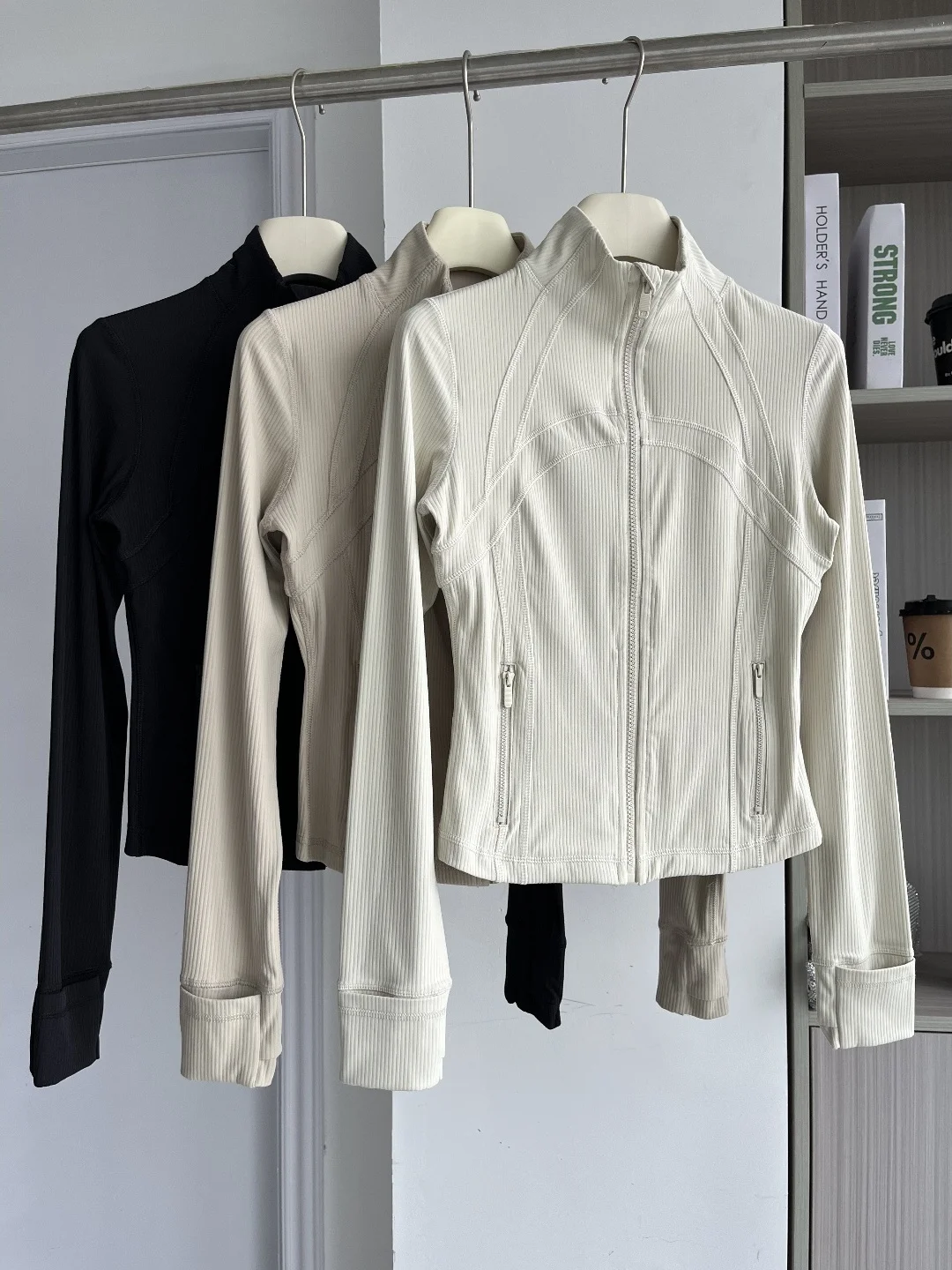 

Slim Fit Long Sve Stand Collar Yoga Sportswear Women's Outerwear Casual Sle Pure Color Versatile Autumn 2025 Faion