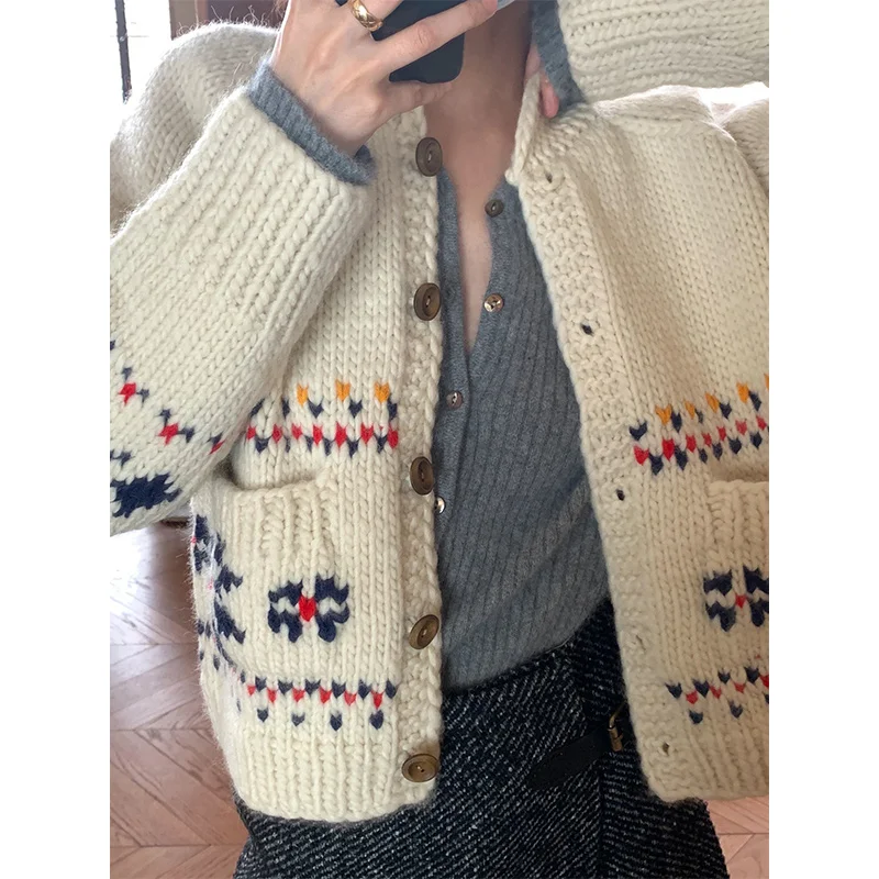 Japan fashion Gentle Retro Sle Jacquard Soft Glutinous Thick Needle Sweater Outerwear Lapel Design Sense Knit cardigan Fema...