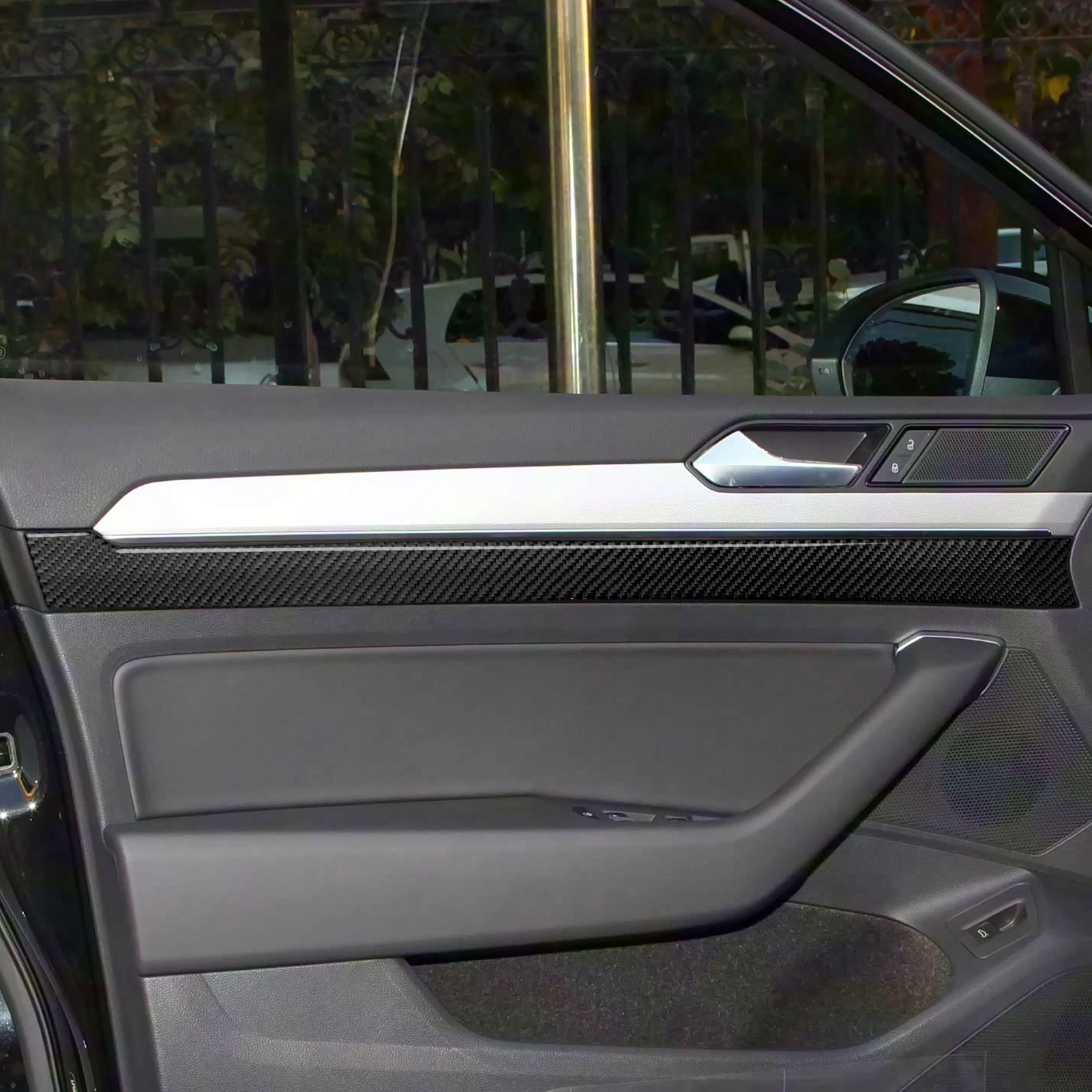 Real Carbon Fiber Car Accessories Door Panel Cover Soft Sticker For Volkswagen Magotan/CC 2017 2018 19 20 21 22 23 24