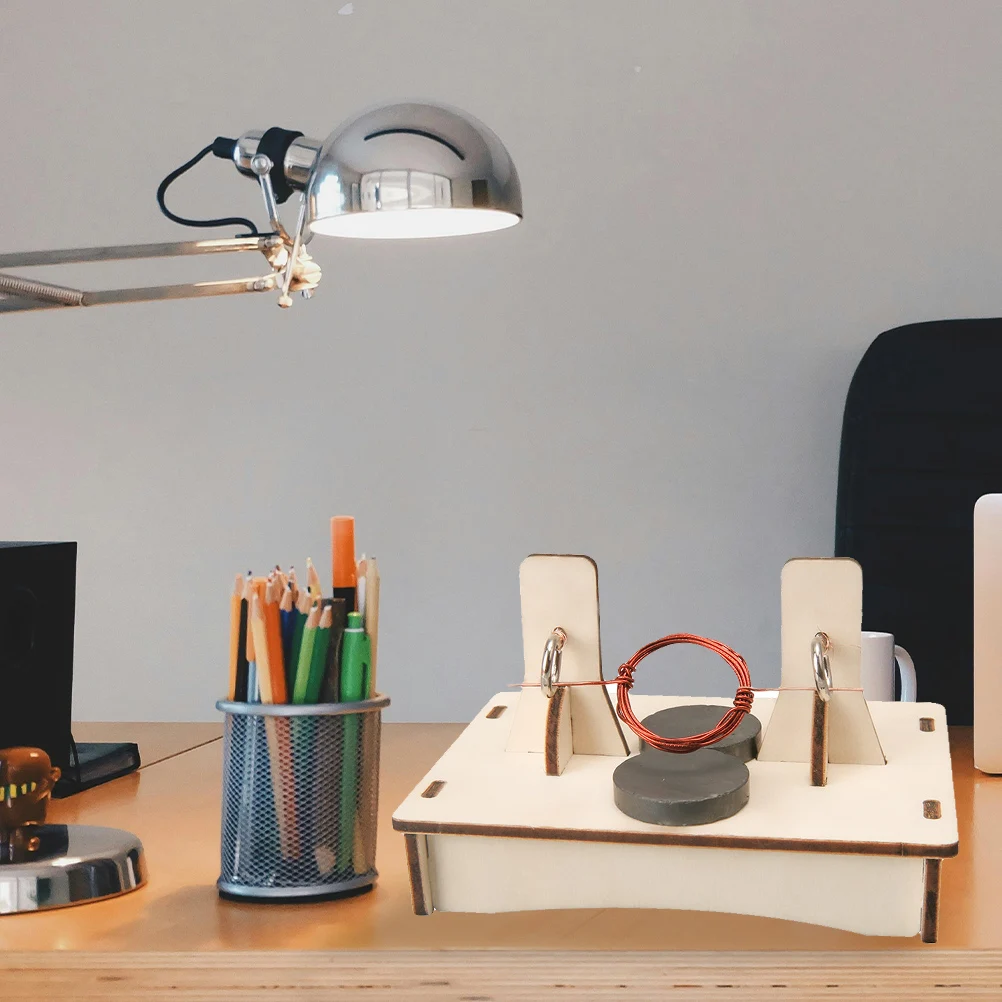 1 Set Kit di costruzione di motori a corrente continua fai da te Progetto scientifico di assemblaggio in legno per bambini Set di steli educativi Kit di esperimenti scientifici artigianali in legno