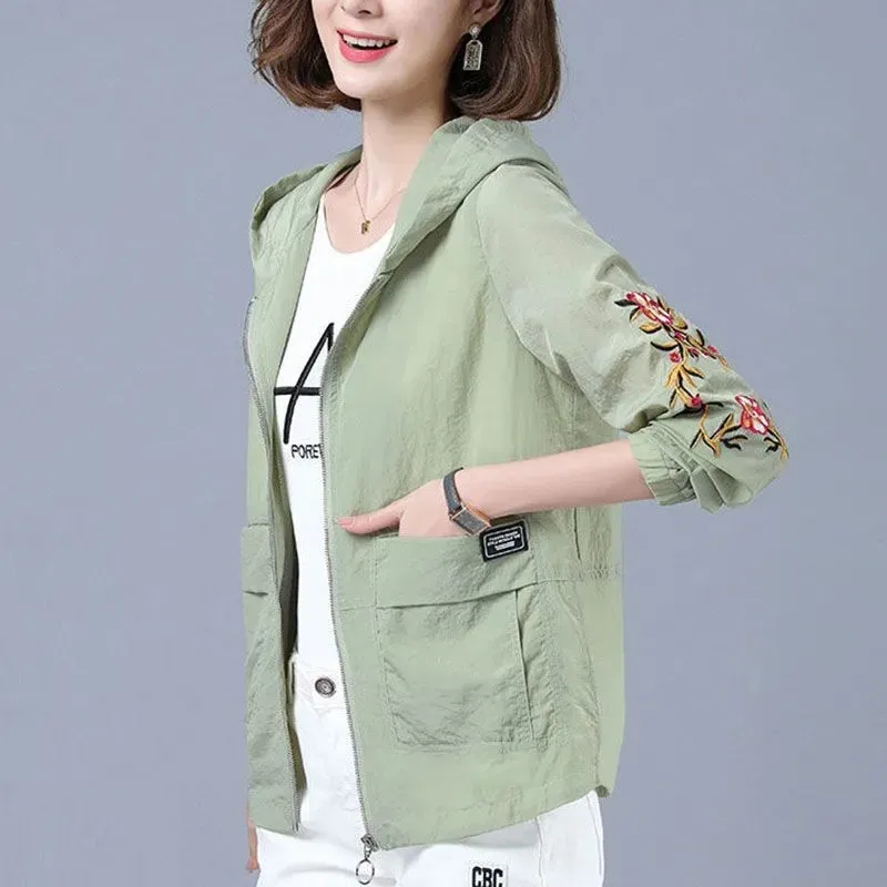 Women Middle-aged Mother Sun-protective Coat 2024 Summer New Female Clothing Anti-ultraviolet Jacket Long Sleeve Thin Overcoat