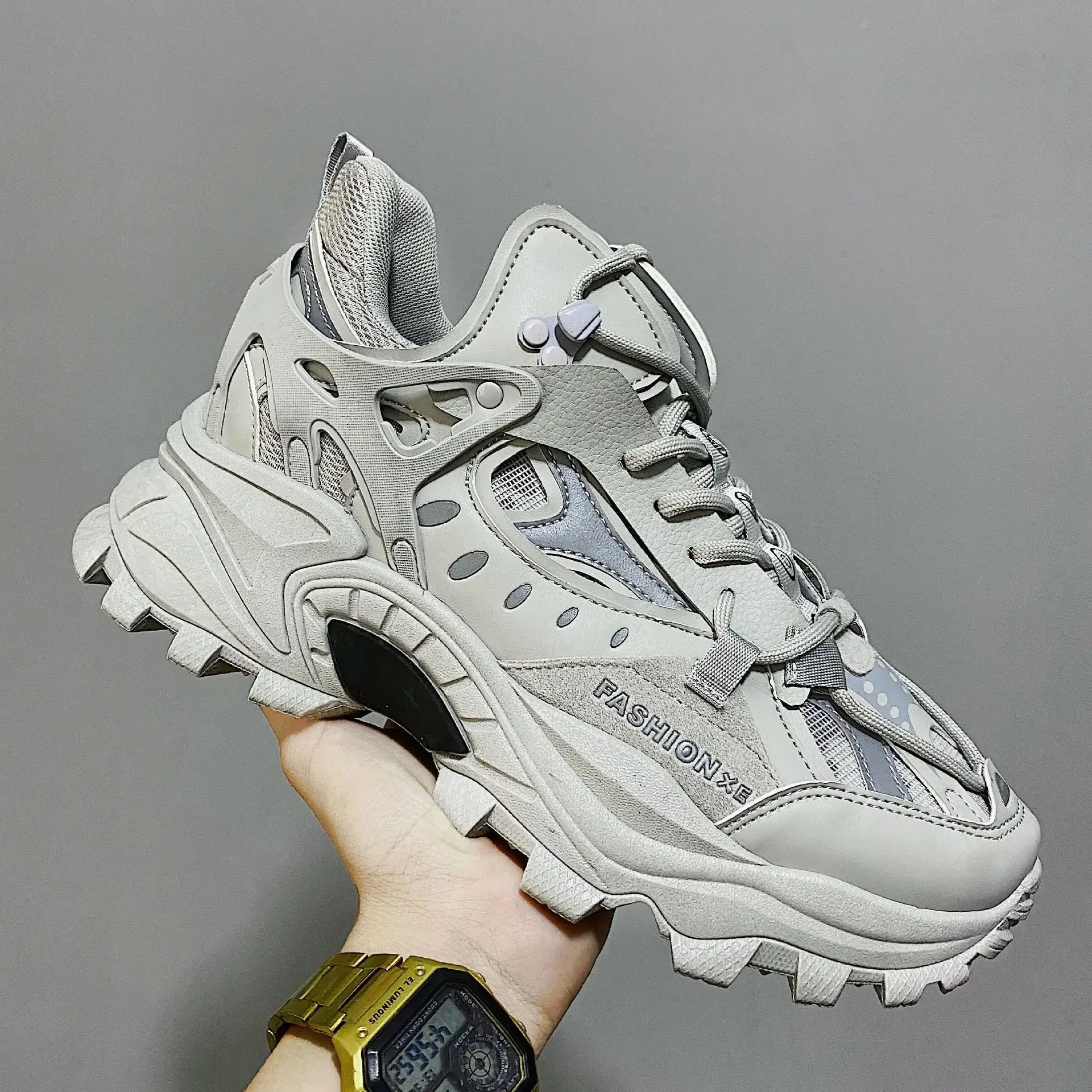 

Customizable 2022 Men Casual Shoes Sneakers