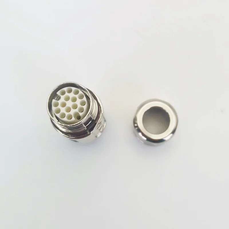 Connector Servo Motor End Connector AKUA874 Domestic 17-pin Male
