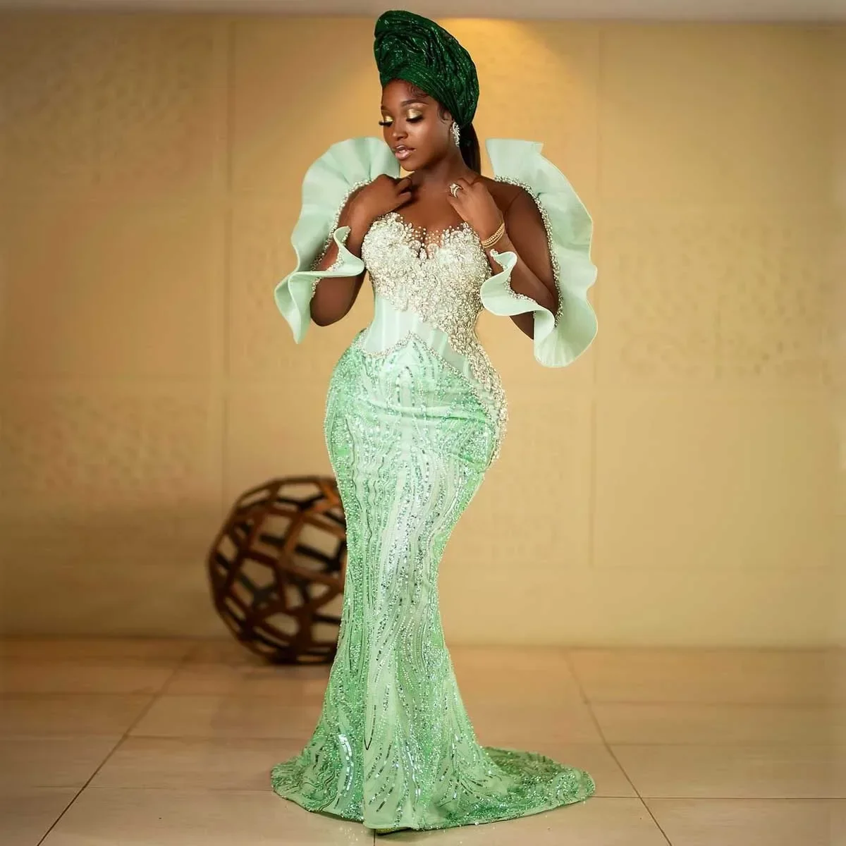 Luxueux Aso Ebi scintillant sirène dentelle cristal perlé robe de bal Sexy col Transparent formelle fête robe de soirée personnalisée