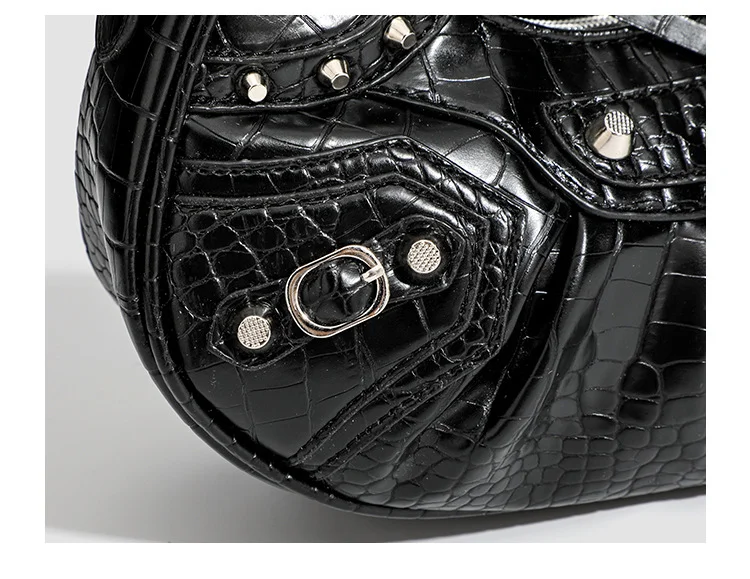 Nietenbesetzte Drei-in-Eins-Unterarmtasche, vielseitige Handtasche, Schultertasche, Umhängetasche für Damen, neuer trendiger Stil mit einem coolen und würzigen Touch. – Detail 6