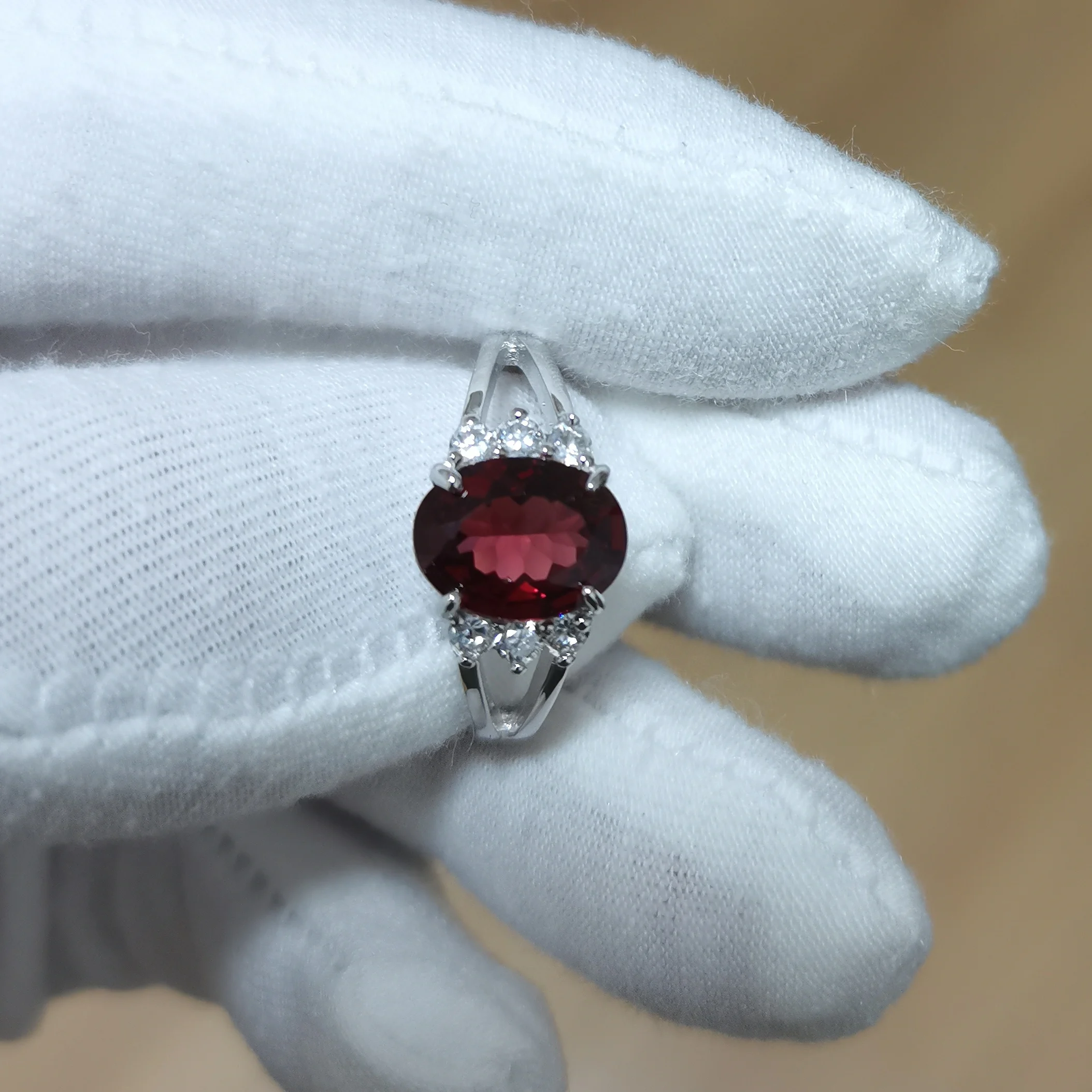 

Natural Red Garnet Women Ring 925 Silver Band 8x10mm Oval Gemstone Wedding Style Jewelry January Birthstone R042RGN