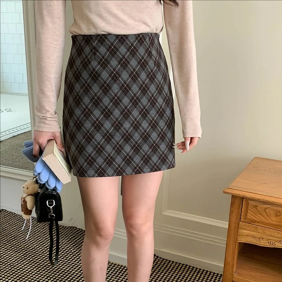 

Женская мини-юбка трапециевидной формы с высокой талией, повседневная клетчатая юбка в стиле ретро, осень 2024, новый модный тренд