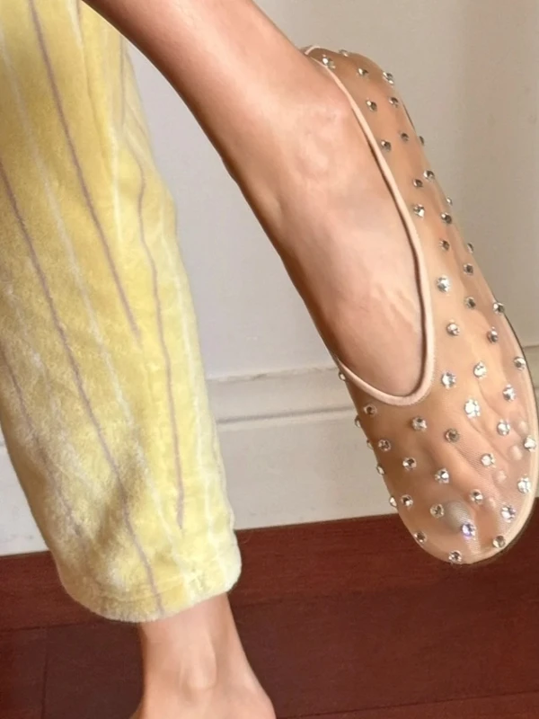 

Балет Flat oes с вышивкой и бриллиантами, ажурный дизайн, новинка лета, круглая голова, плоский бот Fairy Sle, кожа Me Wome...