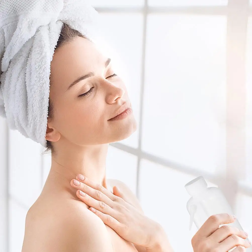 2Pcs 500ml Squeeze Design Lightweight Portable Refillable Wash Bottle Rinse Bottle Lab Bottles Teaching Equipment