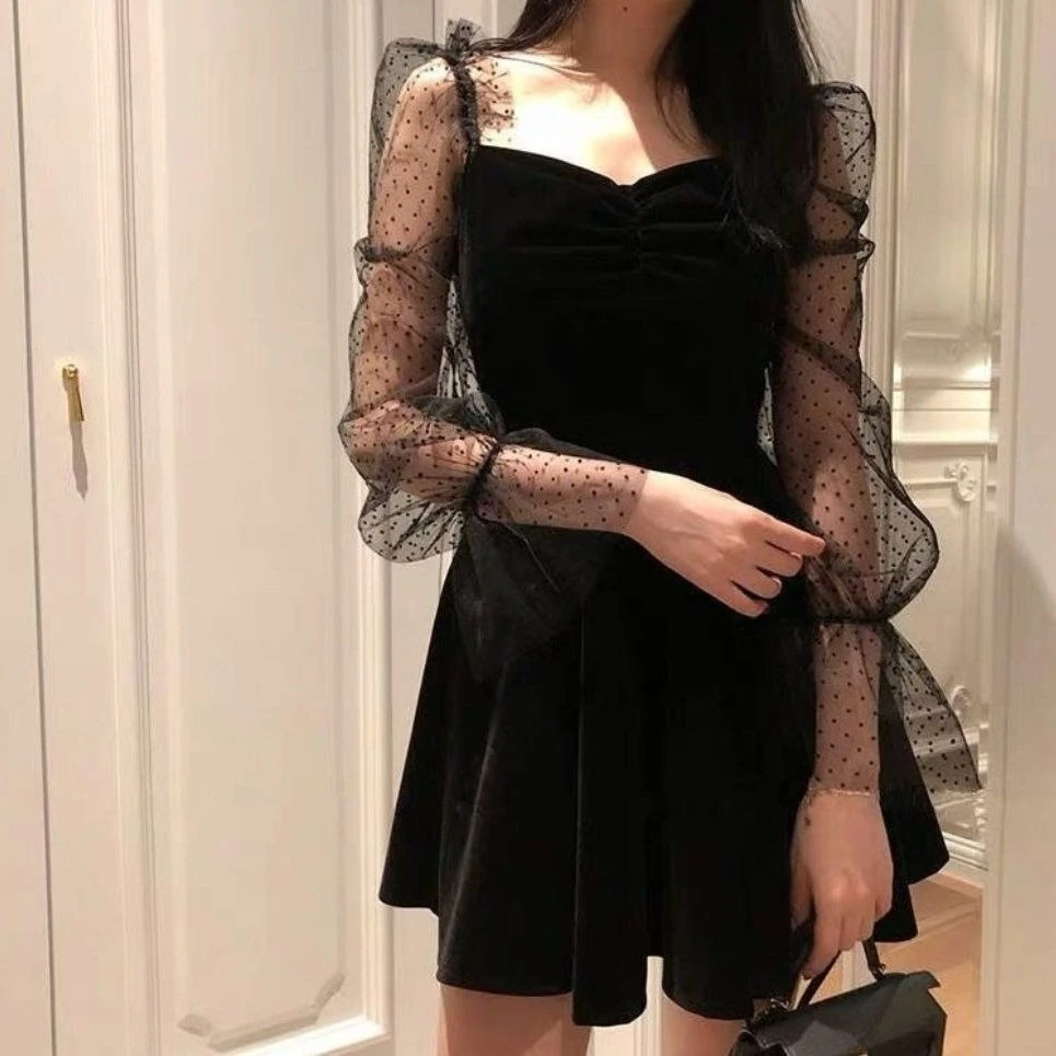 

New 2026 Autumn/winter Women's Slim Fit Slim Black Dress Fashionable Lace Dress