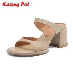 Krazing Pot Cow Leather Mules Slip On Summer Shoes Thick High Heel Office Lady Peep Toe Apricot Color High Fashion Women Sandals