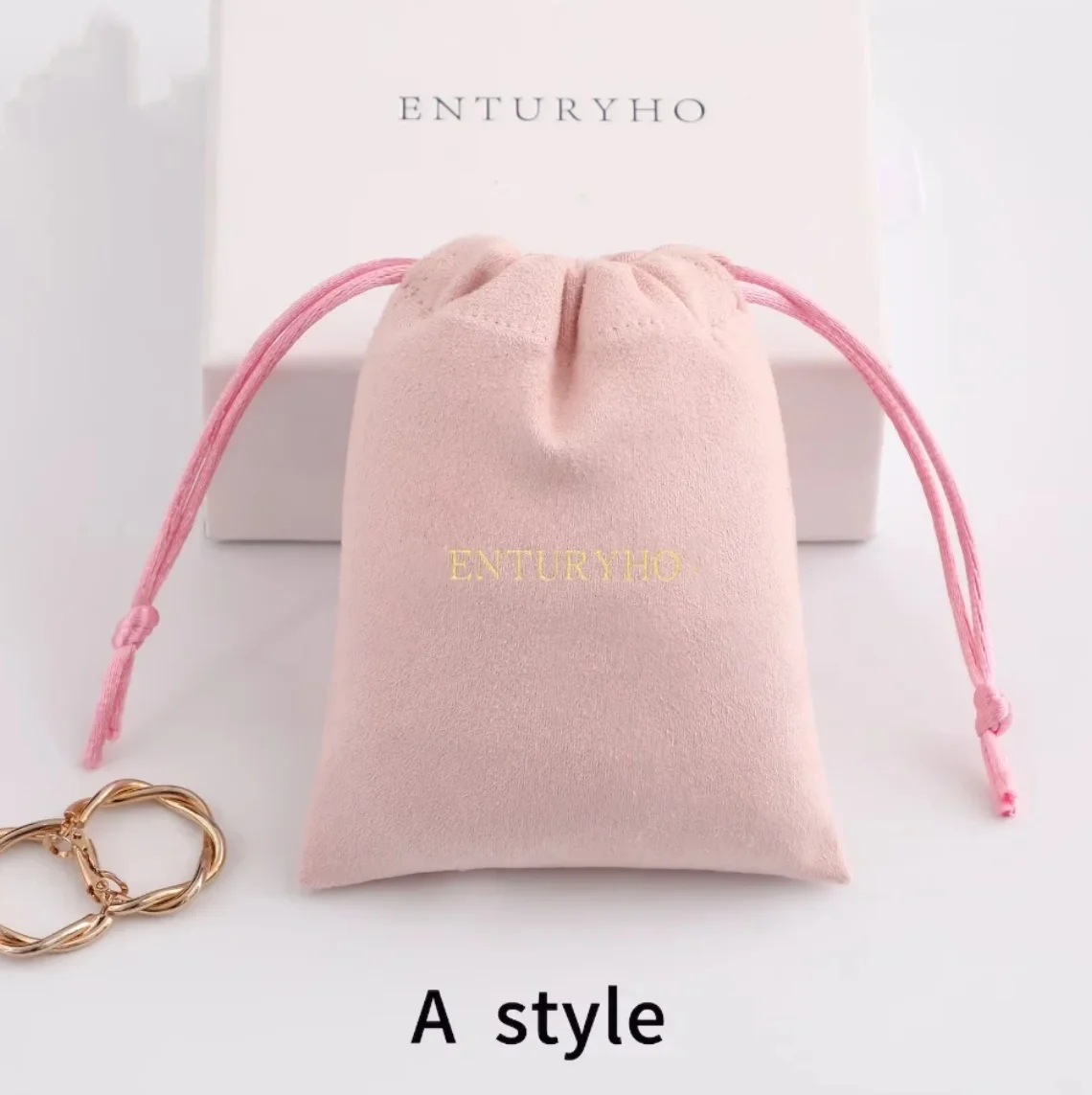 Product Description  Item: Microfiber Snap Bag (with width on the side) + Necklace Clip  MOQ:  Customized logo 50pcs MOQ  Color: