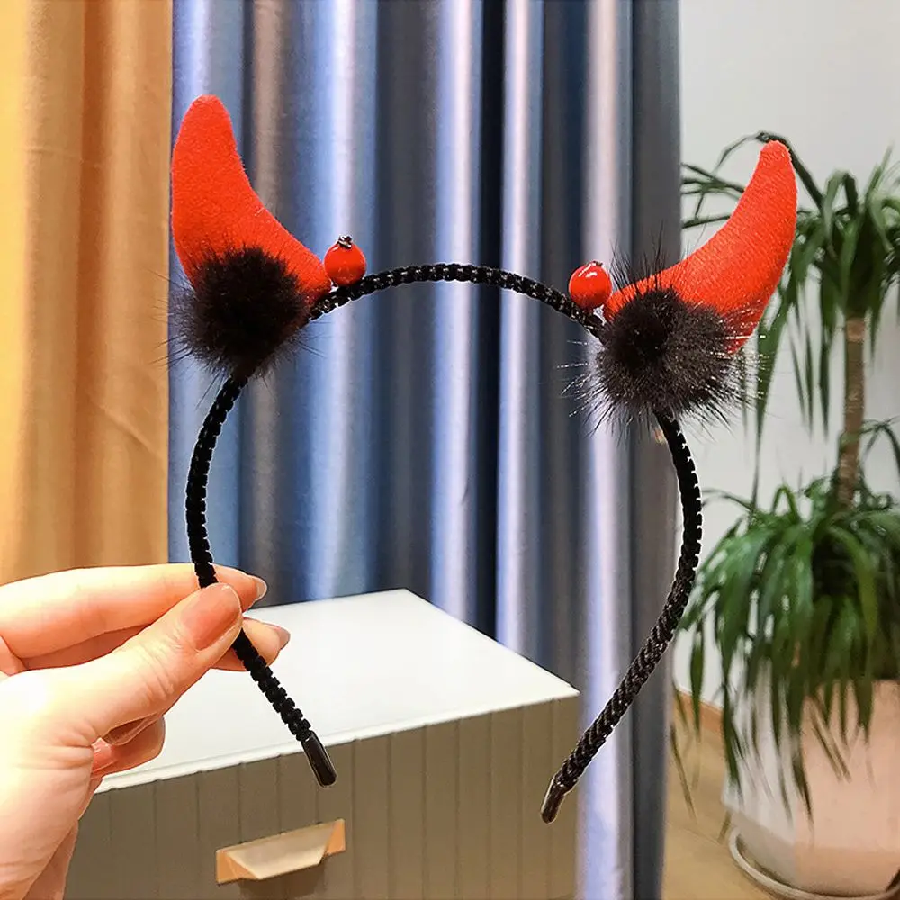 Lovely Creative Cosplay Hairband Halloween Headdress For Women Women Hair Hoop Cute Hair Hoop Bull Horn Headband Evil