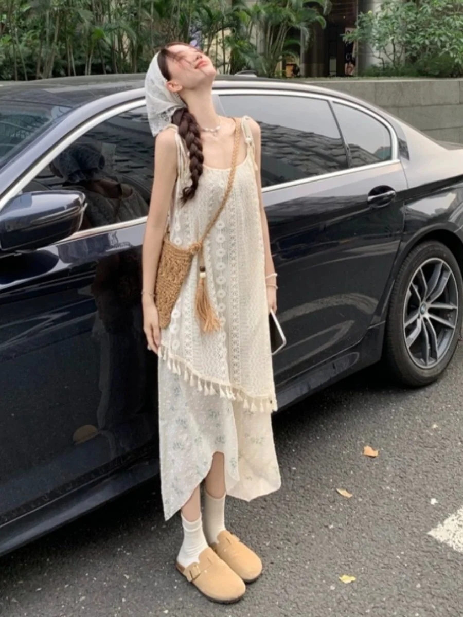 فستان صيفي دانتيل مزهر بياقة هالتر للنساء، فستان ميدي بخصر عالٍ وقصة A-line بتصميم كلاسيكي، بدون أكمام، مناسب للعمل والمناسبات