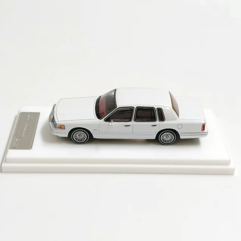 

MK литой под давлением масштаб 1:64 2000, городской автомобиль, модель автомобиля из сплава для взрослых, классический хобби, коллекционный сувенир, дисплей, праздничный подарок