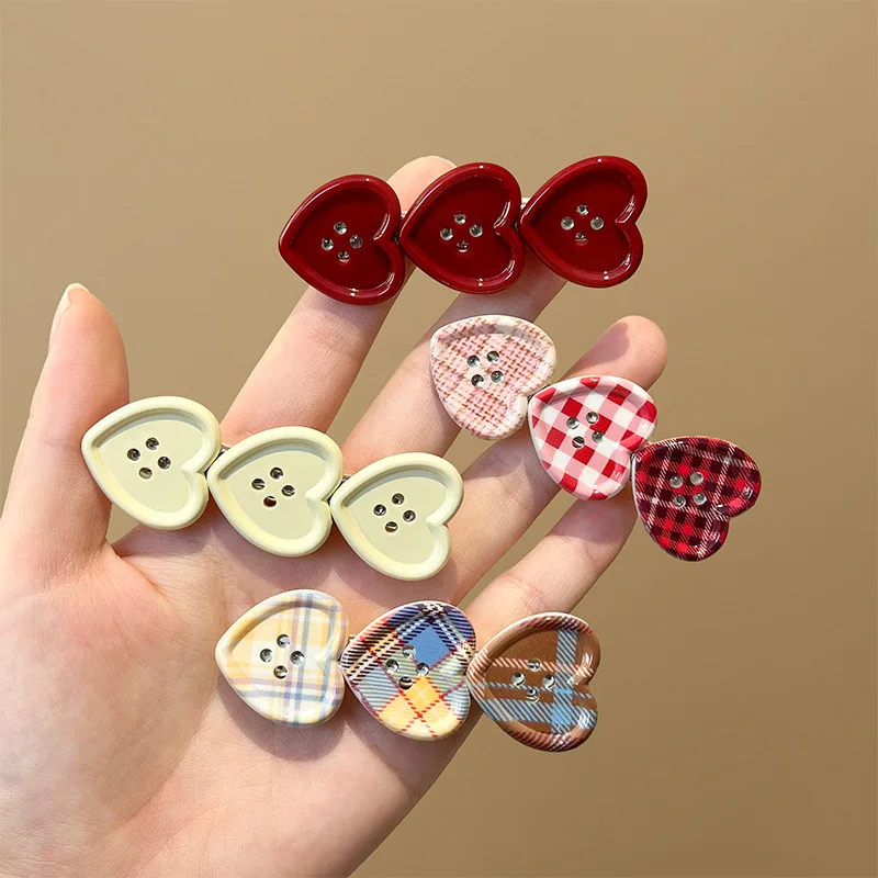 4Pcs/Set Sweet Love Button Hair Clips for Women Side Bangs Girly Cute Duckbill Clip Hair Accessories for Women Girl