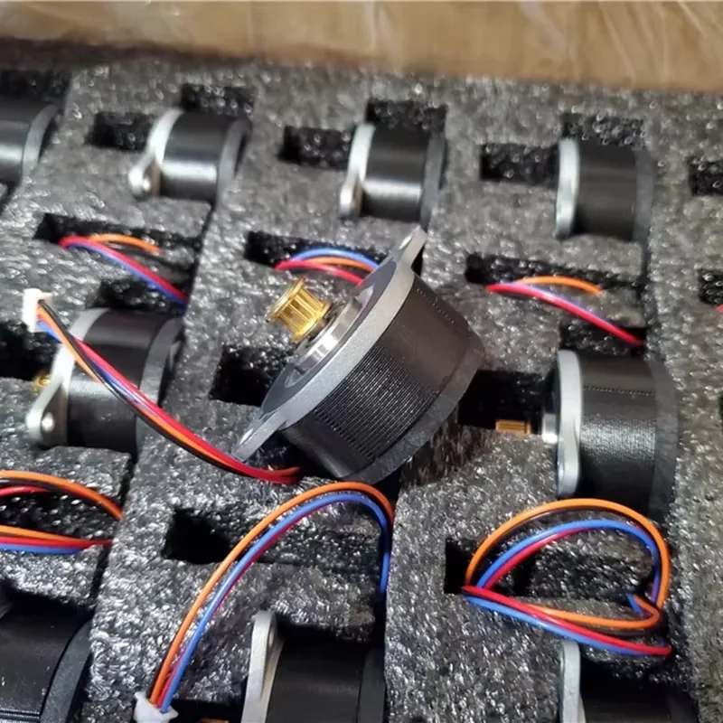 36mm Hybrid Stepper Motor 2-Phase 4-Wire DC 5V-12V 0.9° Precision