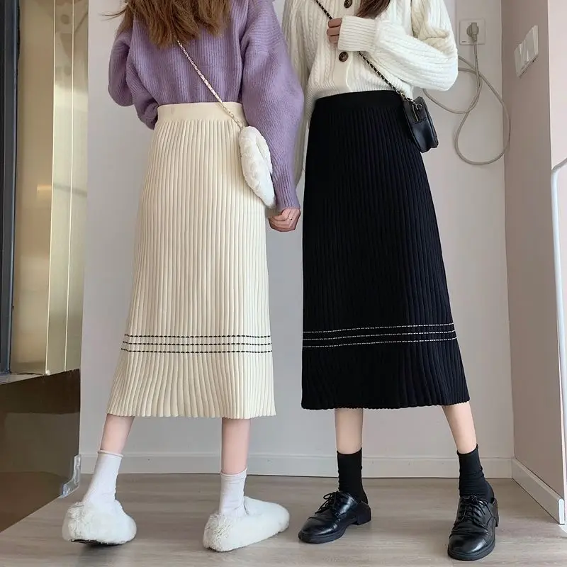 Female Clothing Striped Knitted Midi Skirts High Waist Elastic A-Line 2024 Autumn Winter All-match Stylish Folds Vintage Skirts