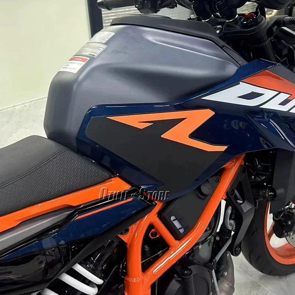 جديد دراجة نارية الملحقات ل 390 Duke 390 Duke 390 DUKE 2024 خزان ملصق الوسادة عدم الانزلاق الجانب الوقود المطاط ملصقات مقاومة للماء