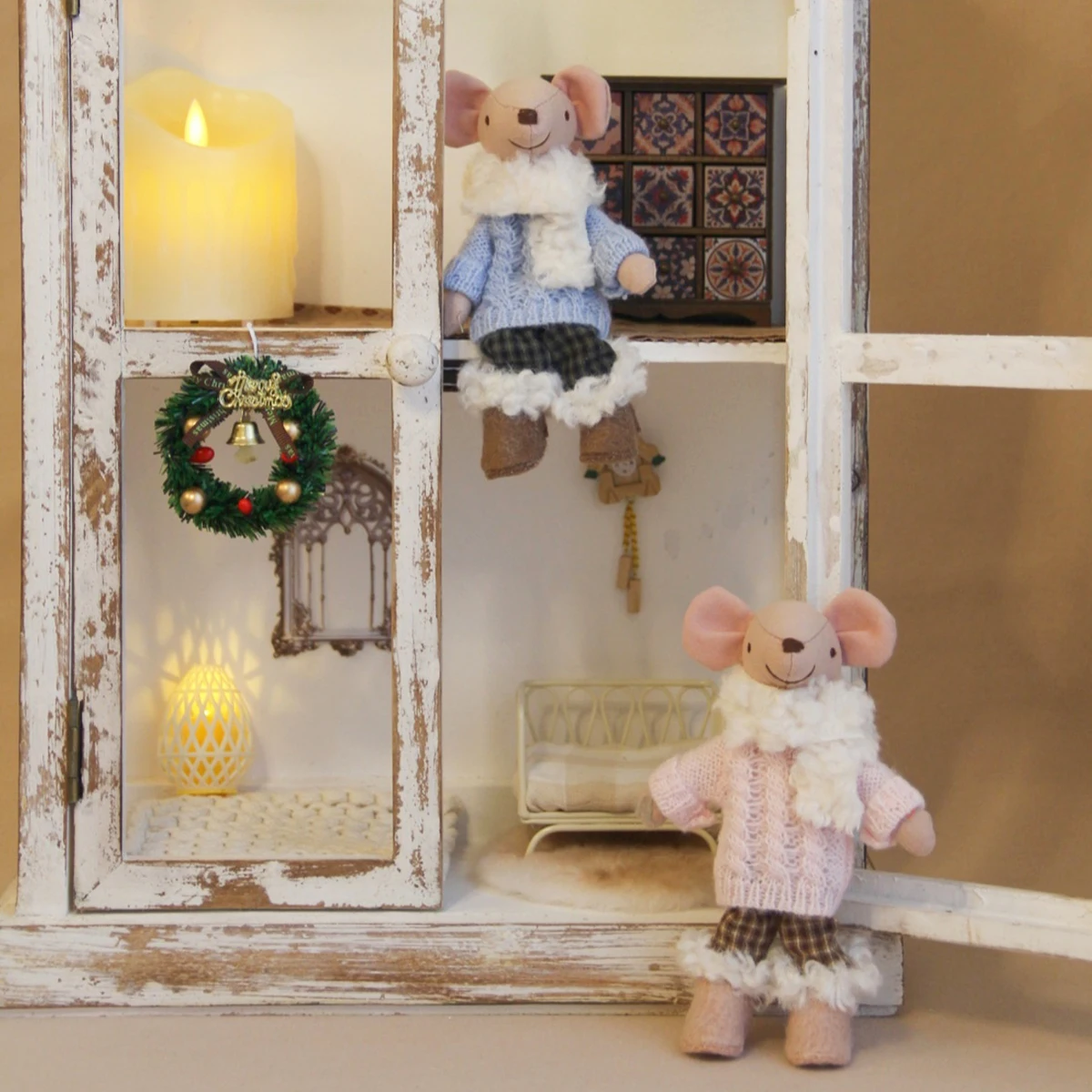 15cm Mouse with Interchangeable Sweater and Scarf Outfits Ob11 Bjd Suitable for Miniature Home Decor