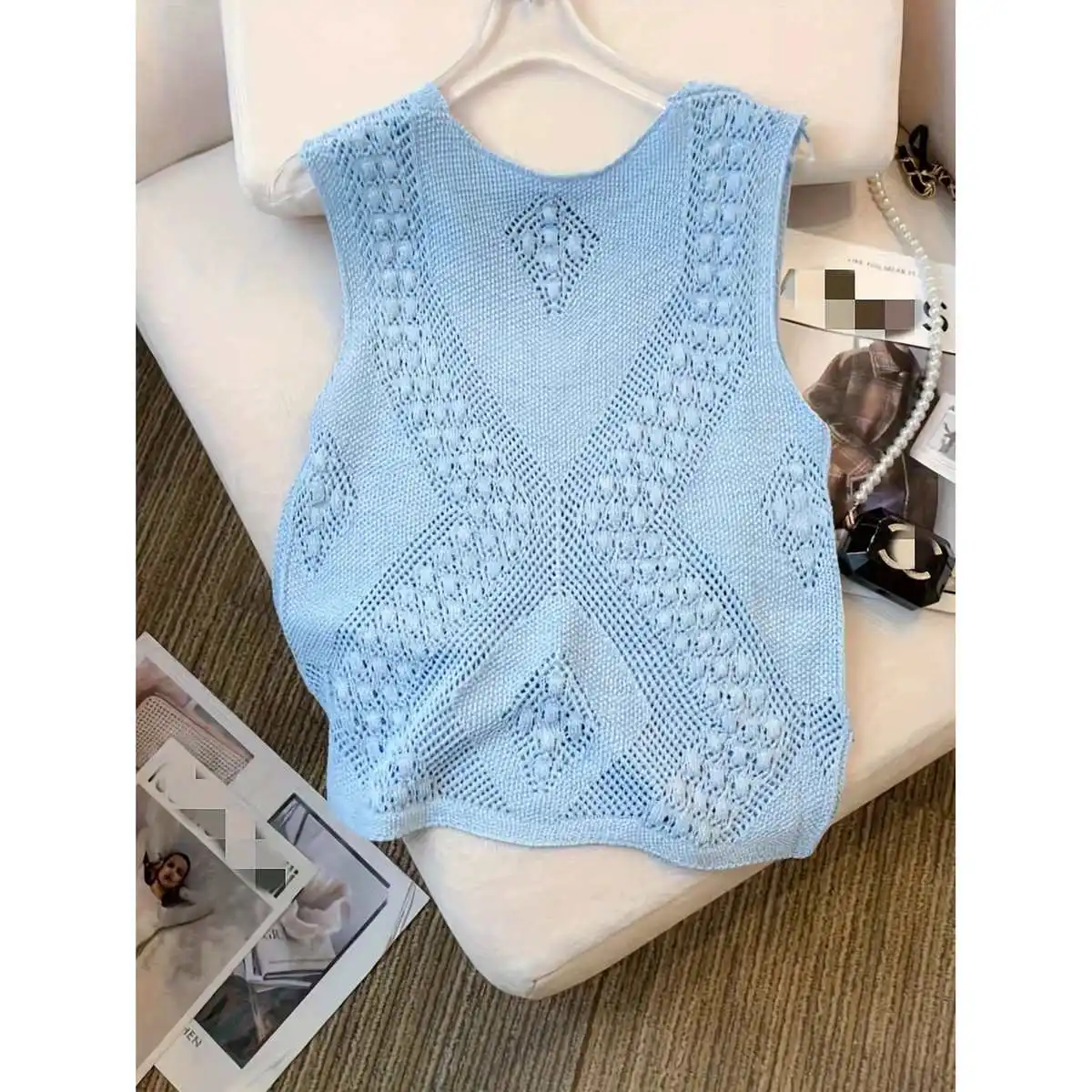 Gilet Smanicato con Scollo a V e Spacco, Moda Femminile, Stile Street, Vestibilità Slim, in Cotone, Colorato, Lunghezza Regolare per la Primavera