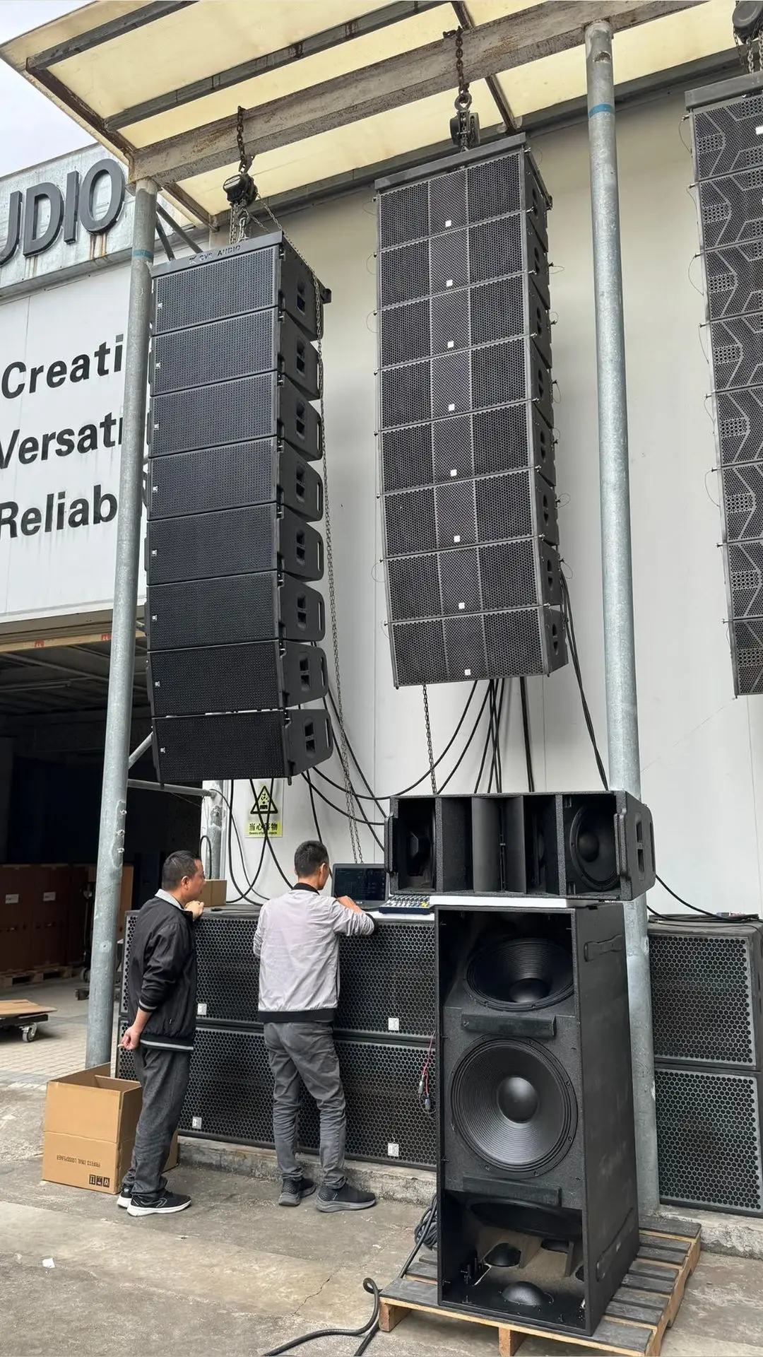P325 Dual 15 Inch 3-Way 1300W Speaker Fashion Design Audio System for Indoor Outdoor Stage Show