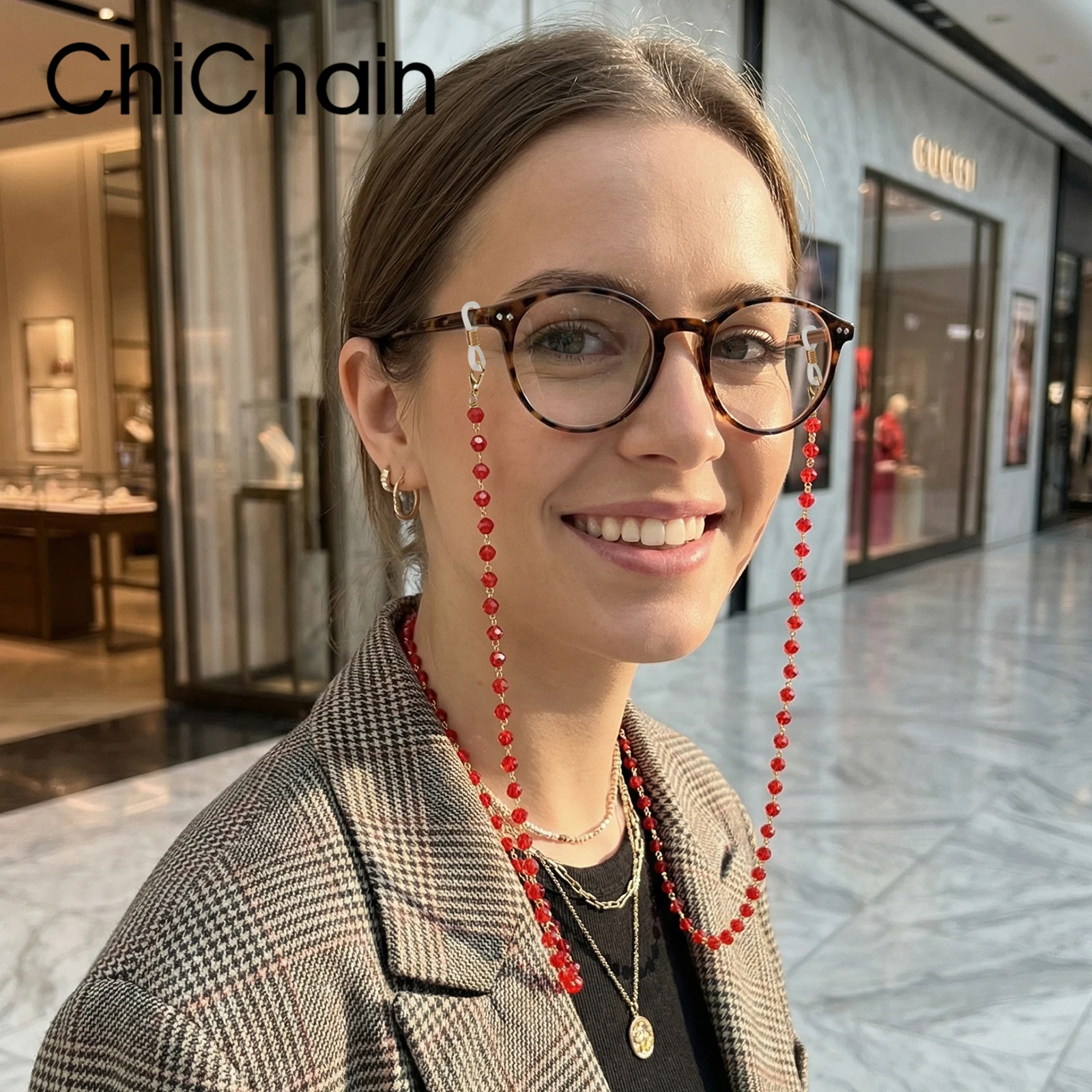 Classic Black Pearl Acrylic Beaded Glasses Chain with silicone anti-skid adjustable eyewear attachments for all glasses
