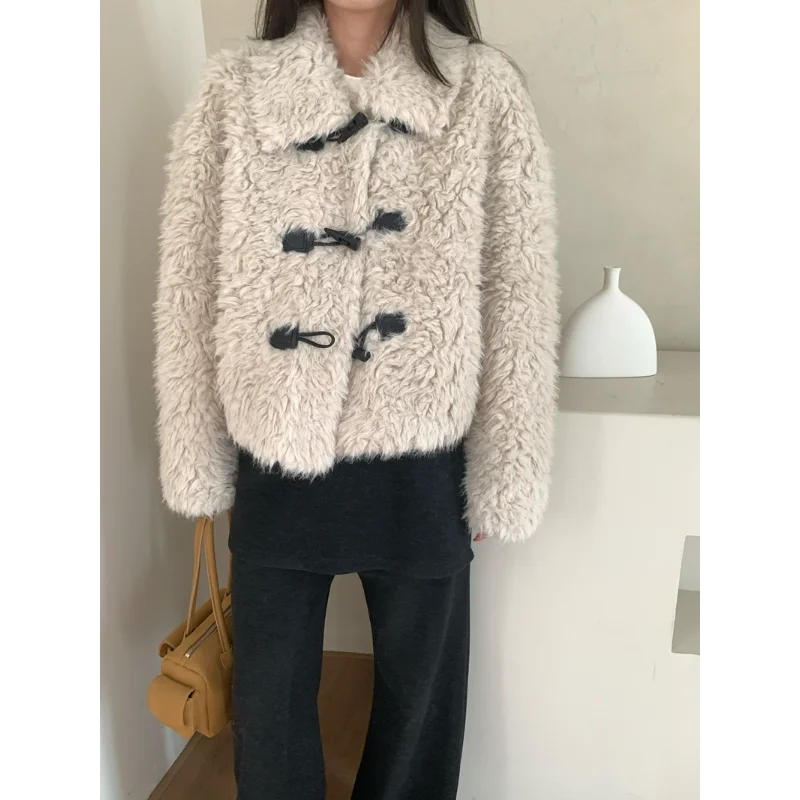 Korean Chic Vintage Turndown Collar Horn Buckle Fur Integrated Warm Loose Versatile Slimming Faux Fur Short Jacket Women
