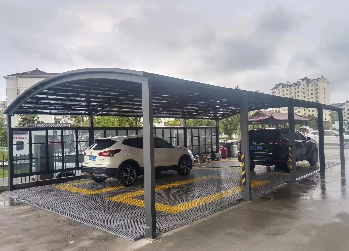 Aluminum Pergola Waterproof Weatherproof Louver Roof Adjustable Sunshade Shelter Pavilion for Outdoor Patio