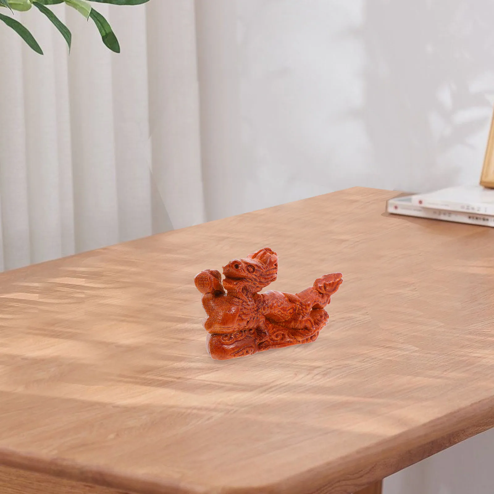

Wooden Dragon Statues 10cm Long Desk Decor Small Animal Decoration Creative Ornament Living Room Gift Wooden Adornment