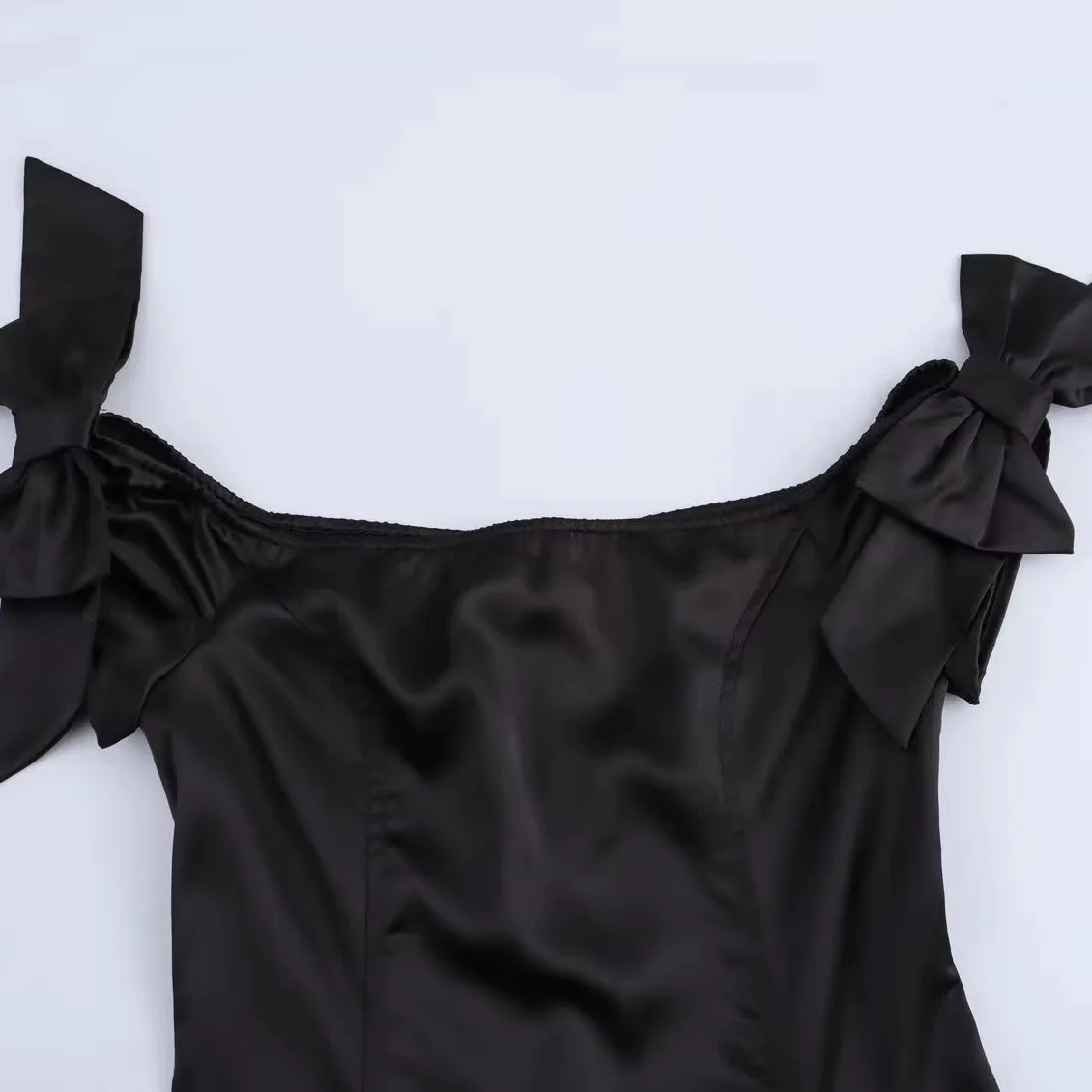 JNLEAOG 신상 여성 패션 디자인 나비 매듭 장식 원숄더 새틴 드레스 A라인 스커트 스타일 캐주얼웨어