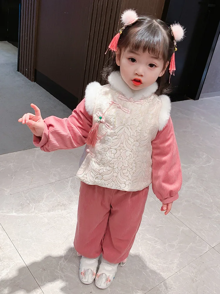 

Hanfu Girl's New Year's Eve Costume, Winter Chinese Style Children's Ancient Clothing, Plush And Thickened Festive Tang Suit