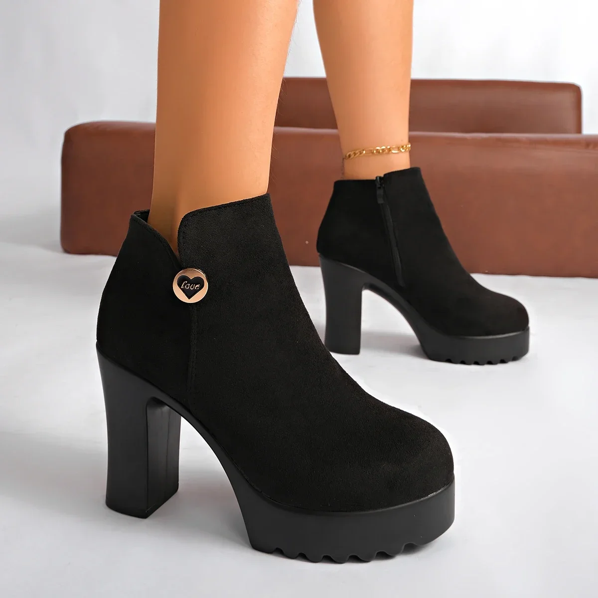 Fashionable New Round Toe Suede Comfortable High Heels Anti Slip Short Boots Sexy Elegant Winter Casual Riding Boots for Women