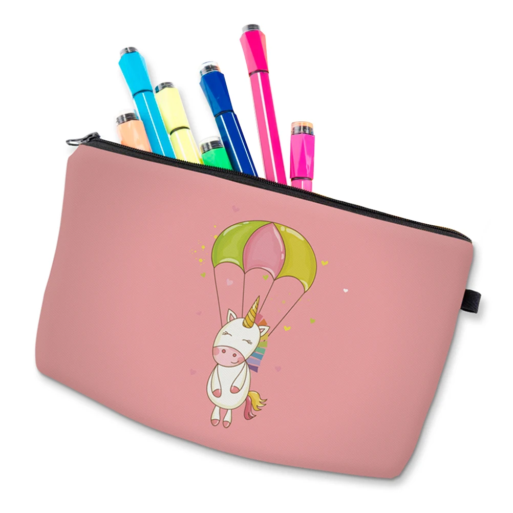 

Portable Makeup Bag Organizer Travel Storage Toiletry Compact Lightweight Design Polyester Material Large Capacity