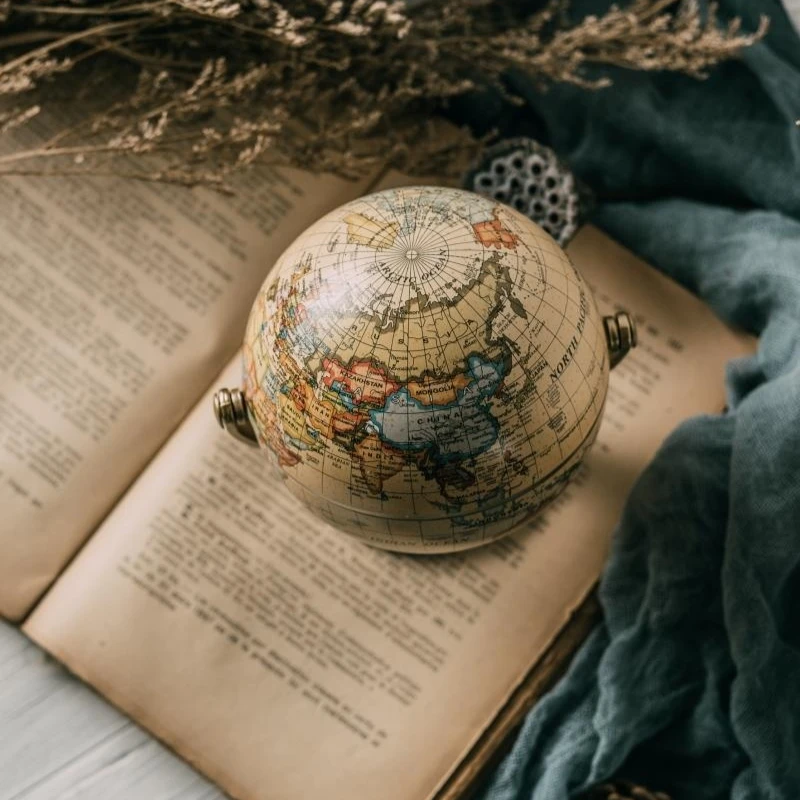 12cm European Retro Vintage Vintage Universal English Globe Home Study Decoration Decorations For Children And Students As Gifts