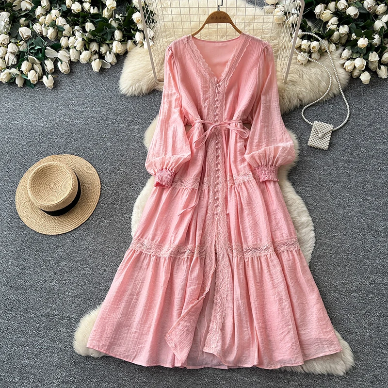 Vintage Lace Patchwork Dress Women V-Neck Long Sleeve A-Line Maxi Dress Fairycore Boho Fall High-End Retro Style Female DS611