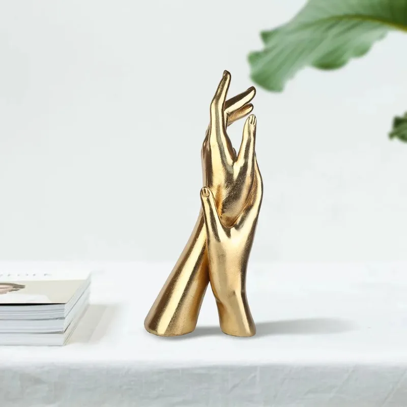 Resin Handicraft Golden Hand Hand Sculpture Arm Golden Shake Hands Figure Decorative Figurines Home Decoration Accessories