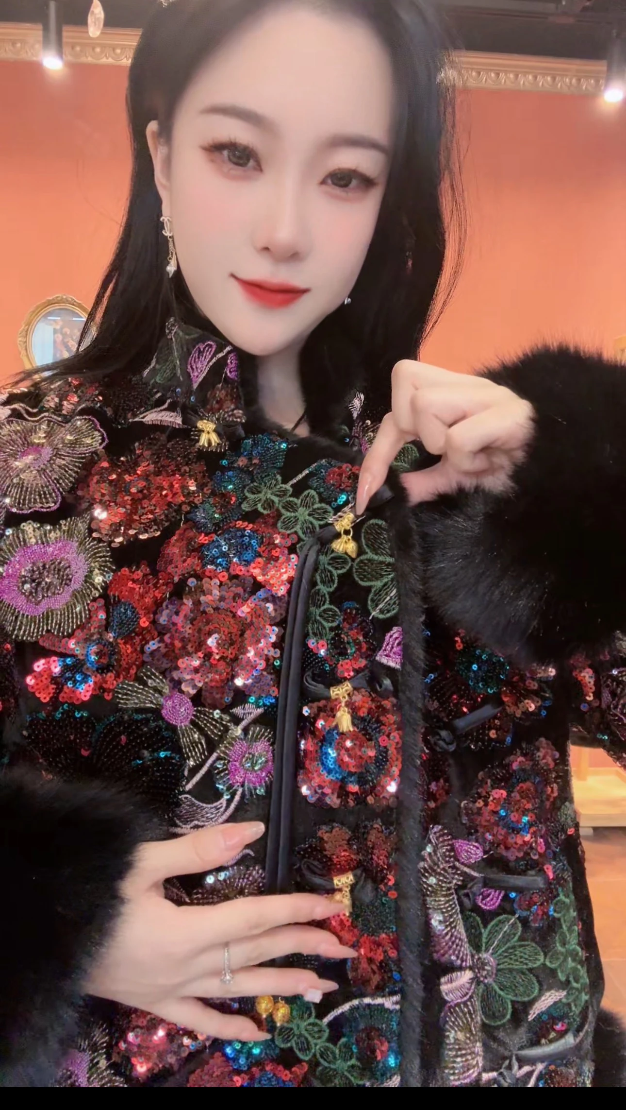 Winter Heavy Industry Sequined Floral National Style Pendant Retro Faux Fur Chinese Style Faux Fur Coat Women