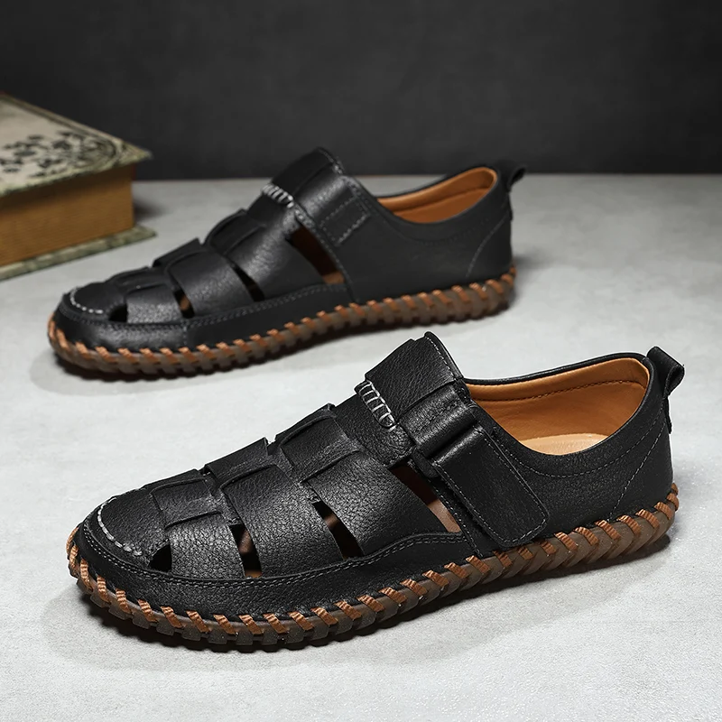 

2026 Classic Brand Trend Brown Men's Sandals Handmade Soles Durable Men's Camping Beach Shoes Anti Slip Hollow Casual Shoes