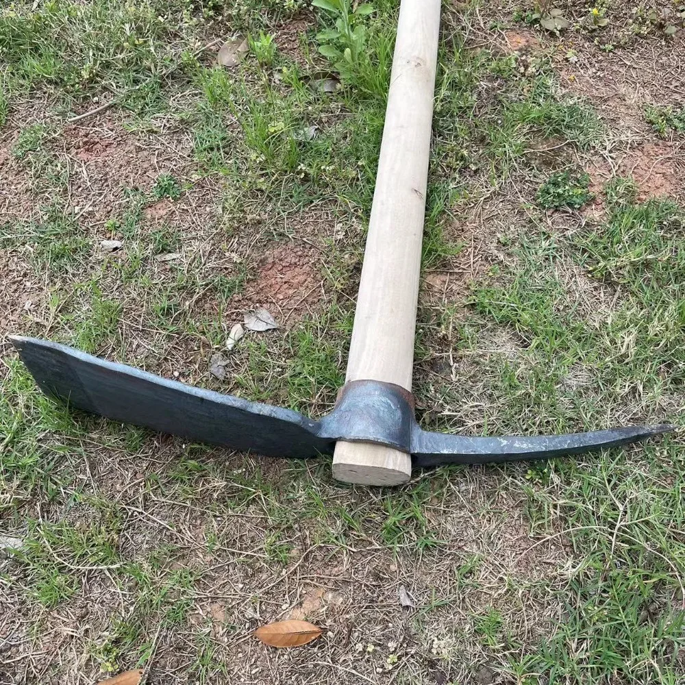Manganese Steel Forged Agricultural Hoes Outdoor Ploughing Hoes Multi-functional Pickaxes Digging Hoe Garden Hand Tools